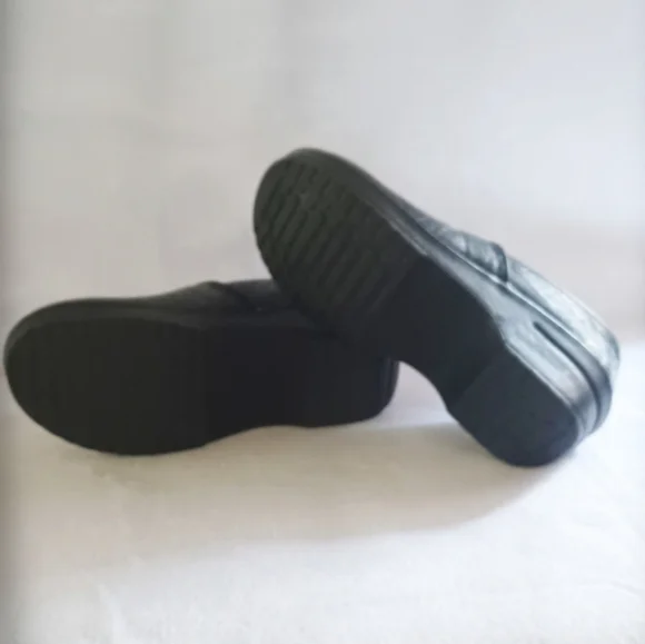 Easy works slip resistant shoes - Picture 4 of 5